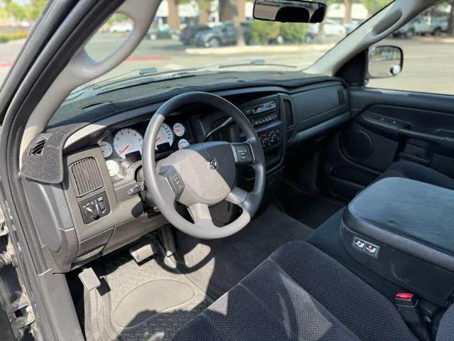 2005 Dodge Ram 1500 SLT/Laramie