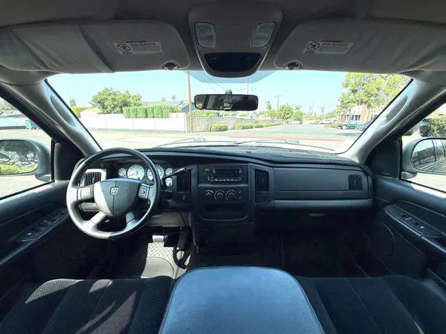2005 Dodge Ram 1500 SLT/Laramie