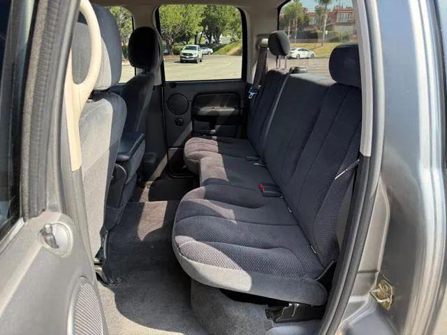 2005 Dodge Ram 1500 SLT/Laramie