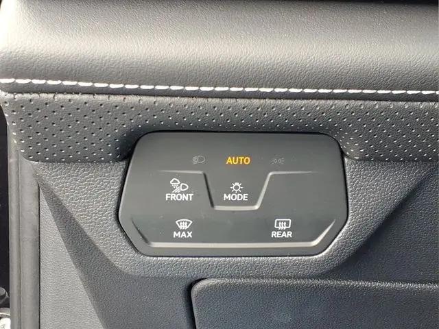 2026 Volkswagen Atlas Cross Sport SE