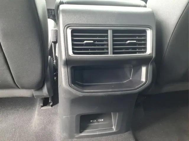 2026 Volkswagen Atlas Cross Sport SE