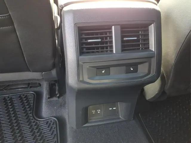 2023 Volkswagen Atlas Cross Sport 3.6L V6 SEL Premium R-Line