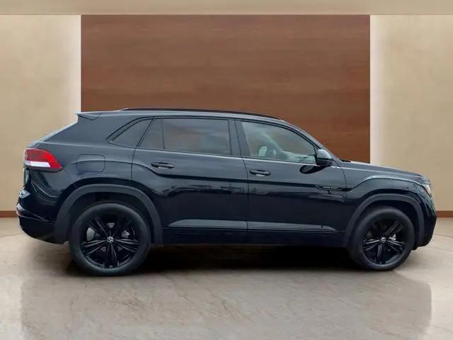2023 Volkswagen Atlas Cross Sport 3.6L V6 SEL R-Line Black