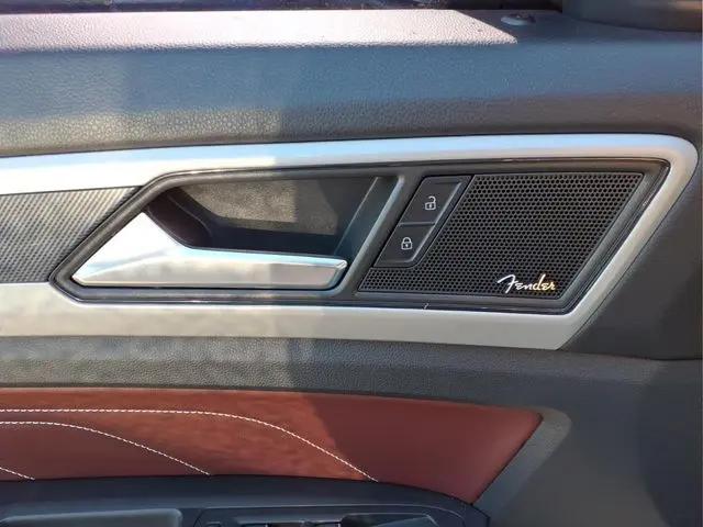 2023 Volkswagen Atlas Cross Sport 3.6L V6 SEL Premium R-Line