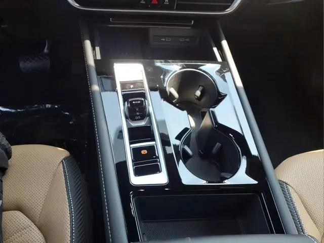 2026 Volkswagen Atlas Cross Sport SE with Technology