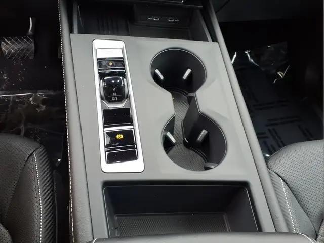 2026 Volkswagen Atlas Cross Sport SE