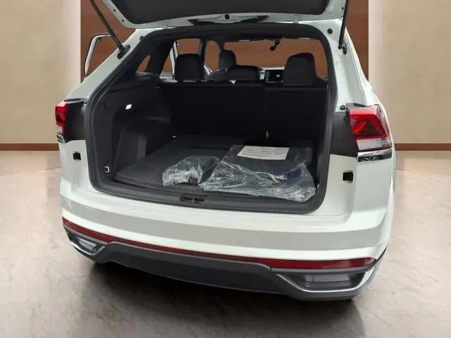 2026 Volkswagen Atlas Cross Sport SE