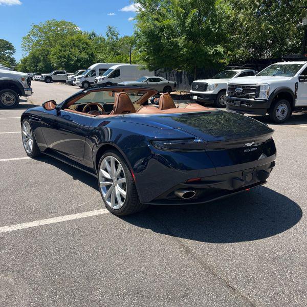 2019 Aston Martin DB11 Volante