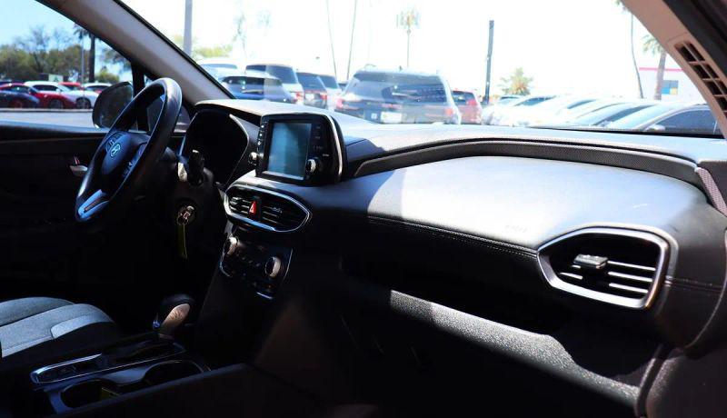 2019 Hyundai Santa Fe SE