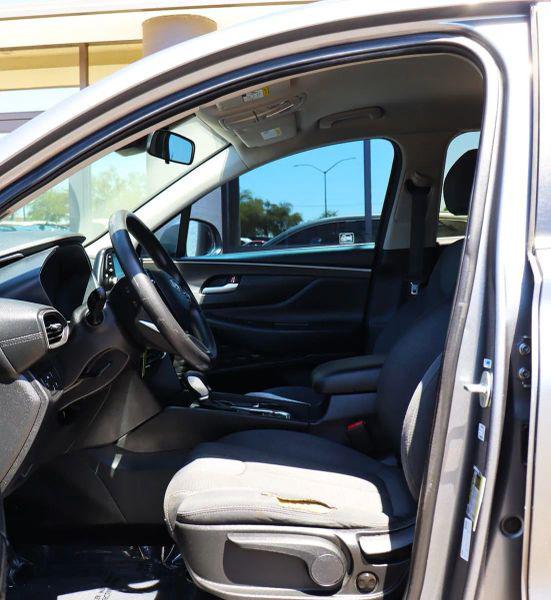 2019 Hyundai Santa Fe SE
