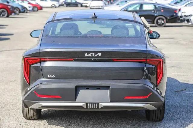 2026 Kia K4 LXS