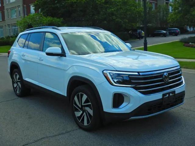 2025 Volkswagen Atlas 2.0T SE w/Technology