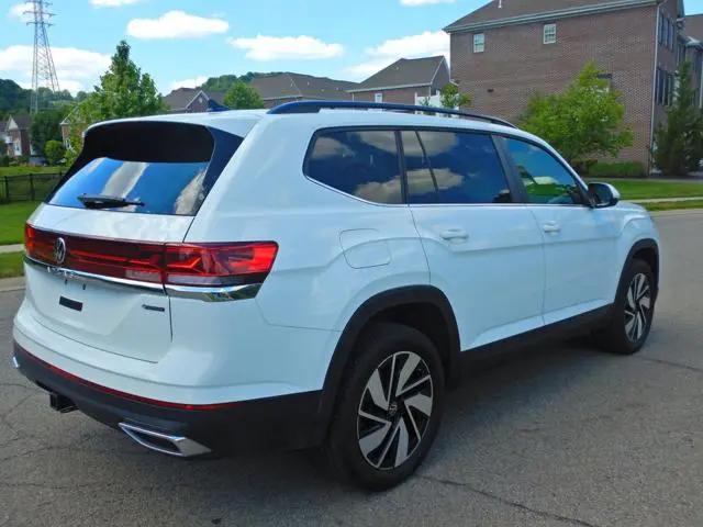 2025 Volkswagen Atlas 2.0T SE w/Technology