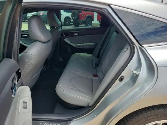 2021 Toyota Avalon Limited Hybrid