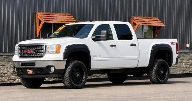 2014 GMC Sierra 2500HD SLE for sale in Warren, MI