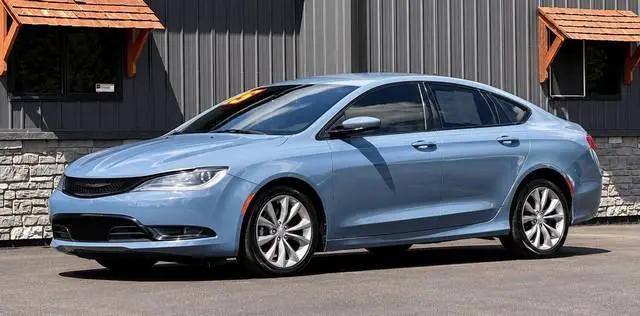 2015 Chrysler 200 S