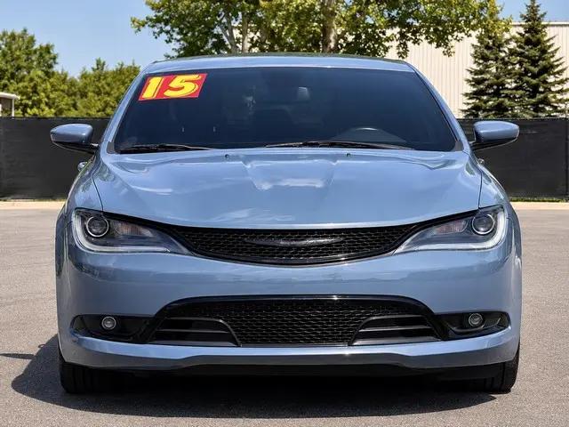 2015 Chrysler 200 S