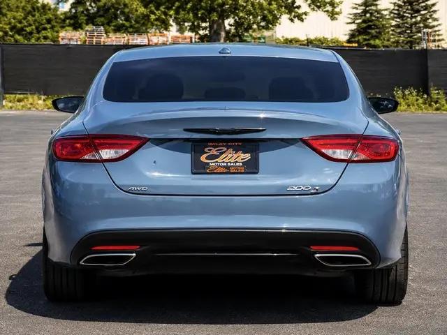 2015 Chrysler 200 S