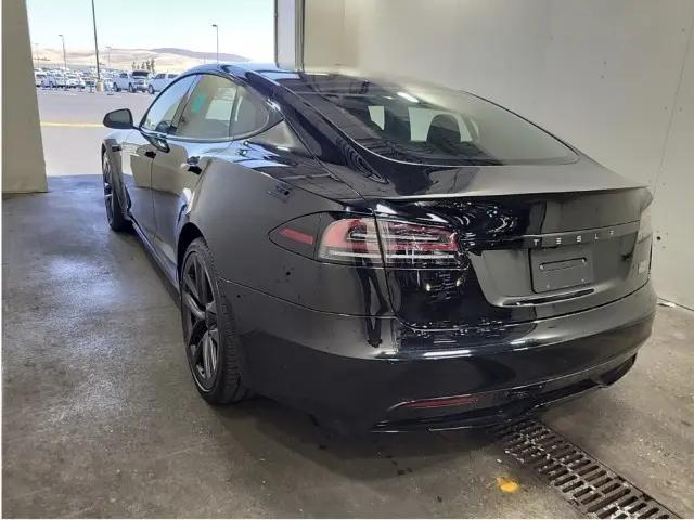 2023 Tesla Model S Plaid Tri Motor All-Wheel Drive