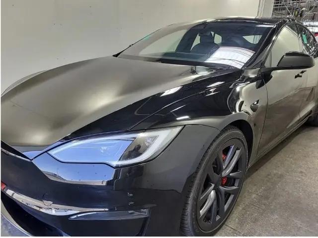 2023 Tesla Model S Plaid Tri Motor All-Wheel Drive