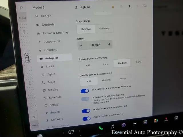 2021 Tesla Model S Plaid Tri Motor All-Wheel Drive