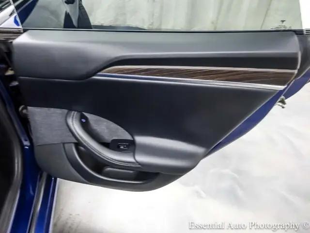 2021 Tesla Model S Plaid Tri Motor All-Wheel Drive