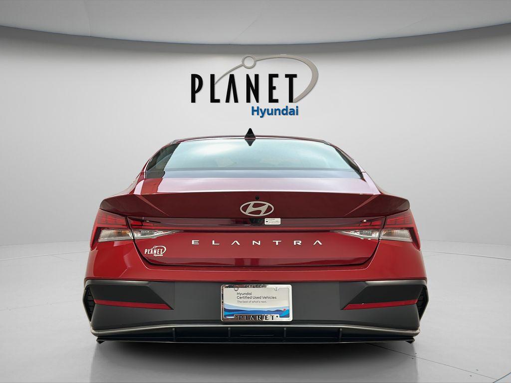 2025 Hyundai Elantra SEL - Photo 5