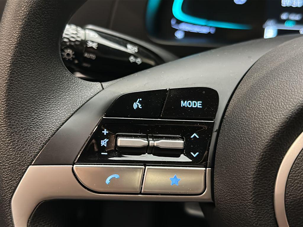 2025 Hyundai Elantra Blue - Photo 22