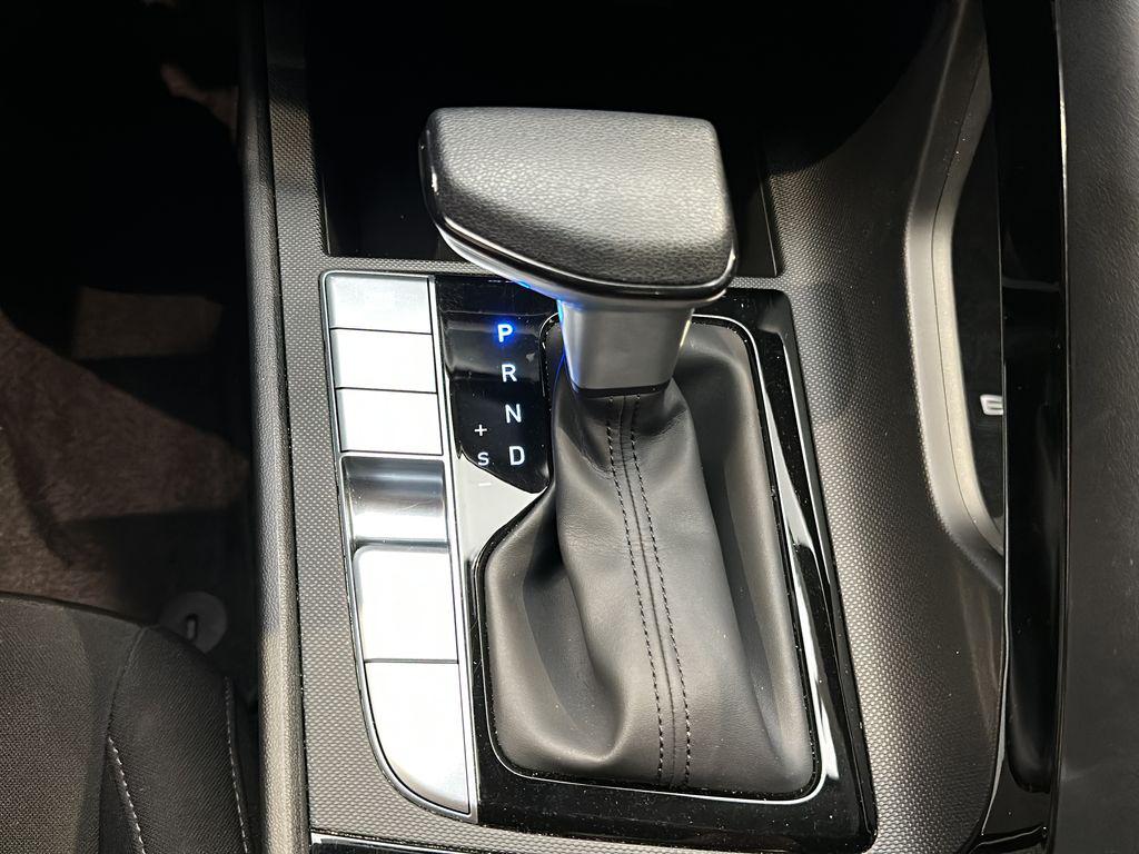 2025 Hyundai Elantra Blue - Photo 27