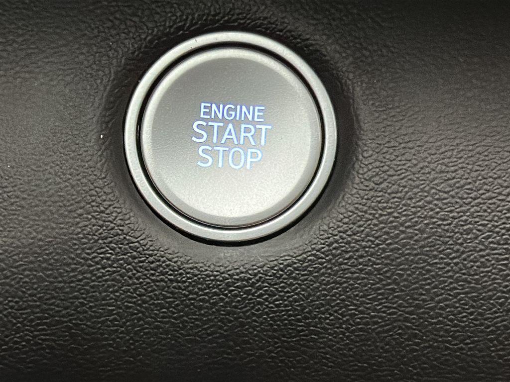 2025 Hyundai Elantra Blue - Photo 30