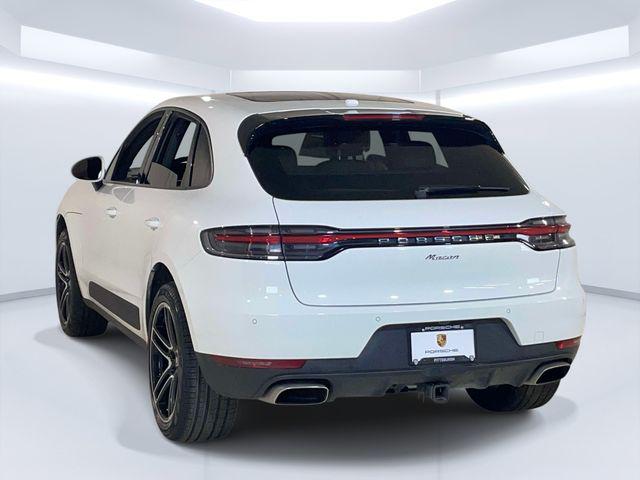 2020 Porsche Macan Unknown