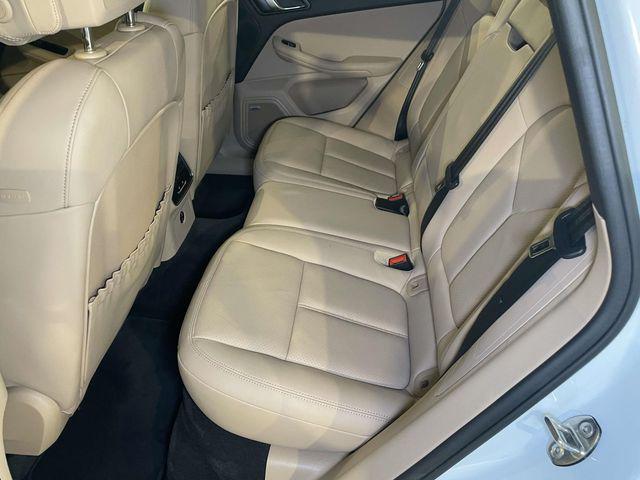 2020 Porsche Macan Unknown