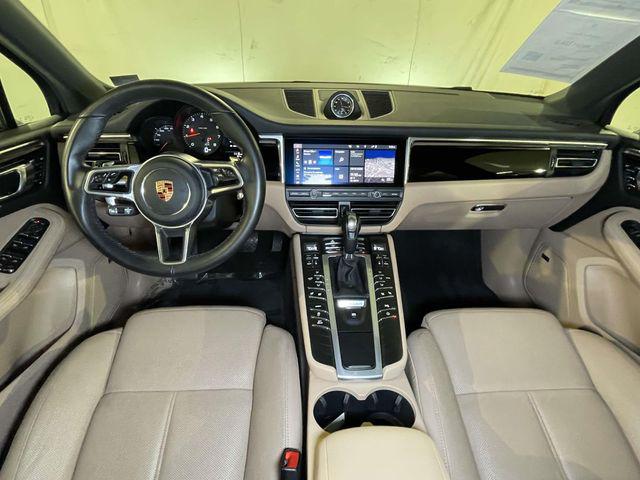 2020 Porsche Macan Unknown