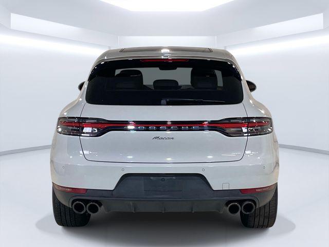 2020 Porsche Macan Unknown