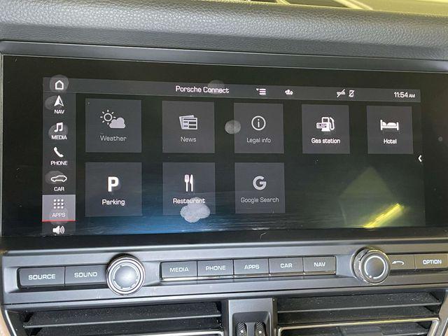 2020 Porsche Macan Unknown