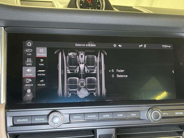 2020 Porsche Macan Unknown