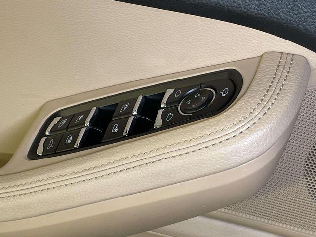 2020 Porsche Macan Unknown
