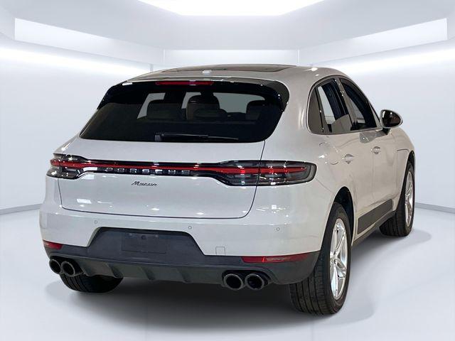 2020 Porsche Macan Unknown