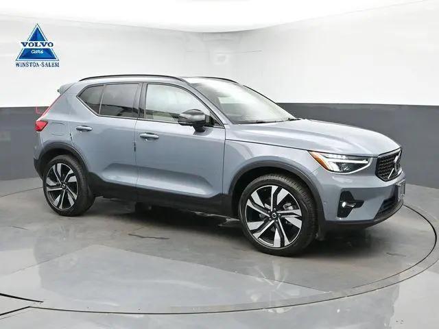 2023 Volvo XC40 B5 Plus Dark Theme for sale in Winston Salem, NC