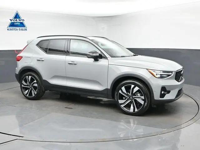 2025 Volvo XC40 B5 Plus Dark Theme for sale in Winston Salem, NC