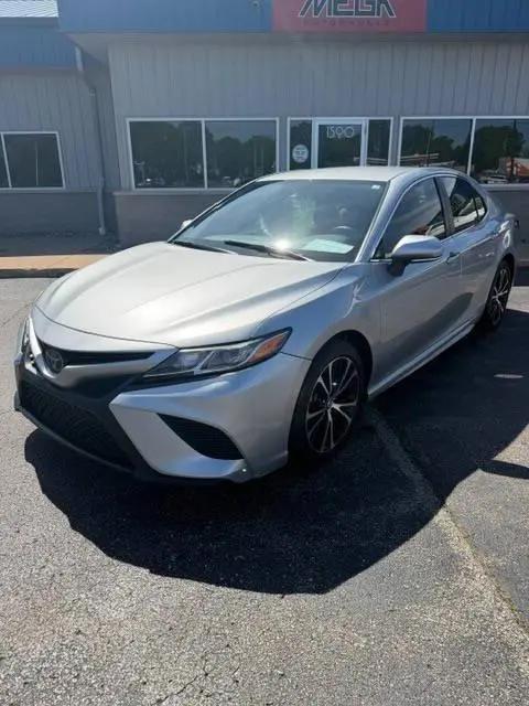 2018 Toyota Camry SE for sale in Appleton, WI