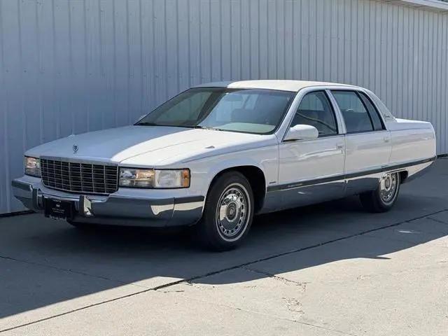 1996 Cadillac Fleetwood Base for sale in Lincoln, NE