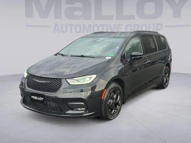 2024 Chrysler Pacifica Hybrid Premium S Appearance Pkg for sale in Charlottesville, VA