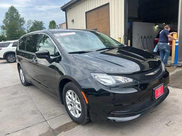 2023 Chrysler Voyager LX for sale in Jefferson City, MO