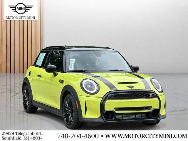 2023 MINI Hardtop Cooper S for sale in Southfield, MI