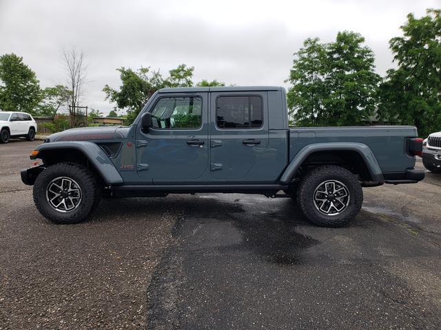 2026 Jeep Gladiator GLADIATOR SHADOW OPS 4X4 2026 Jeep Gladiator GLADIATOR SHADOW OPS 4X4