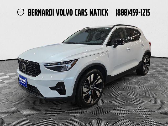2024 Volvo XC40 B5 Plus Dark Theme for sale in Natick, MA