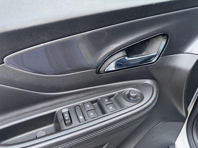 2022 Buick Encore FWD Preferred