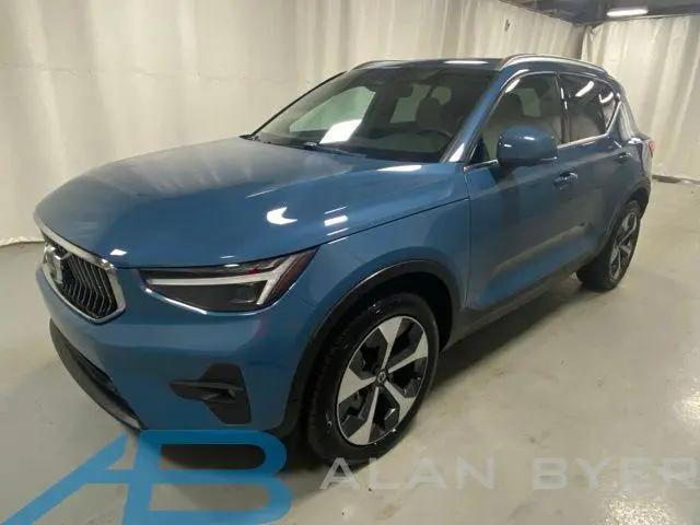 2025 Volvo XC40 B5 Plus Bright Theme for sale in Syracuse, NY