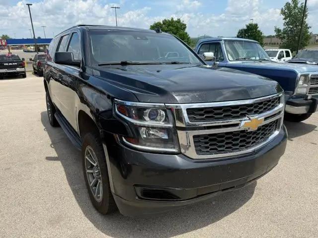 2017 Chevrolet Suburban LT for sale in Galena, IL